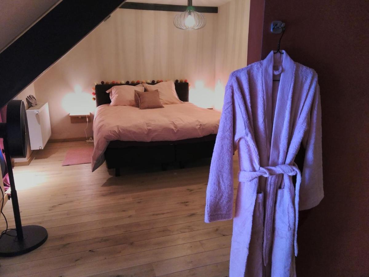 Yvoir Chambres D'Hotes Les 3 Salamandres מראה חיצוני תמונה
