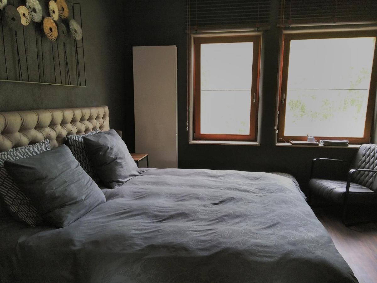 Yvoir Chambres D'Hotes Les 3 Salamandres מראה חיצוני תמונה